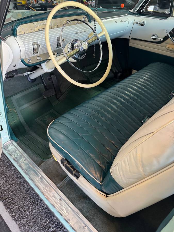 Lincoln-capri-1954-green-2