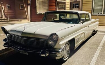 Lincoln-continental-1960-white-7