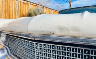 Lincoln-continental-1960-white-8