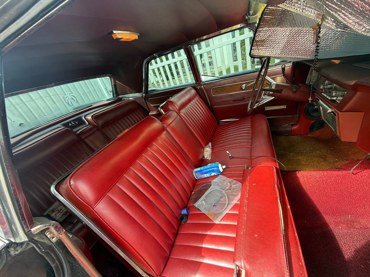 Lincoln-continental-1963-black-3
