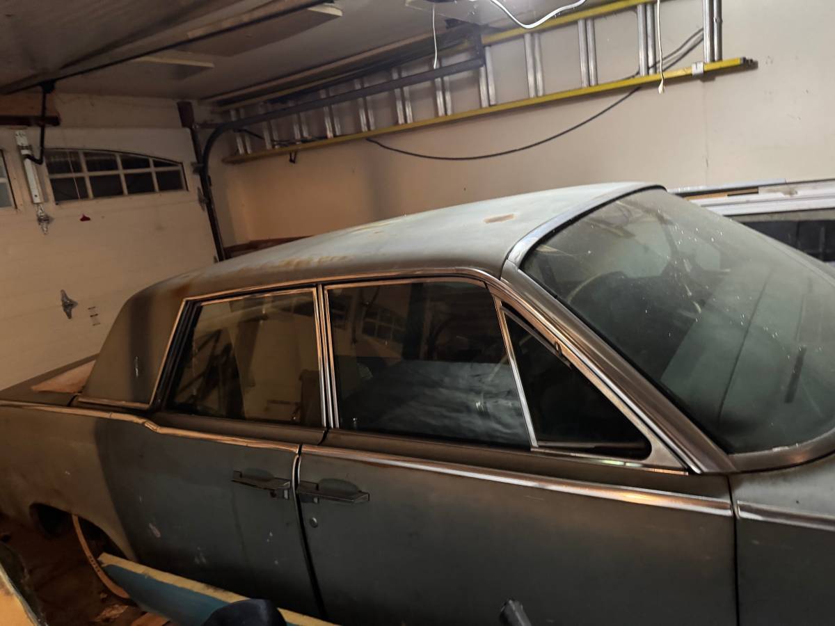 Lincoln-continental-1964-blue-2
