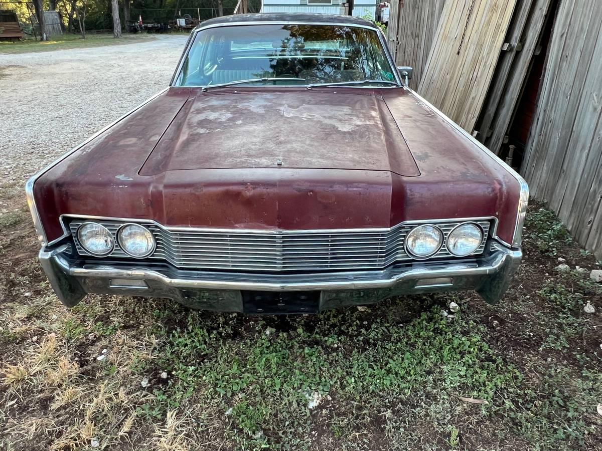 Lincoln-continental-1966-custom-1