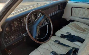 Lincoln-continental-1969-purple-2