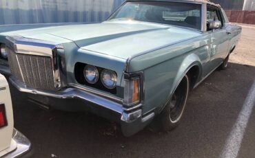 Lincoln-continental-1971-10
