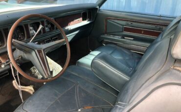 Lincoln-continental-1971-7