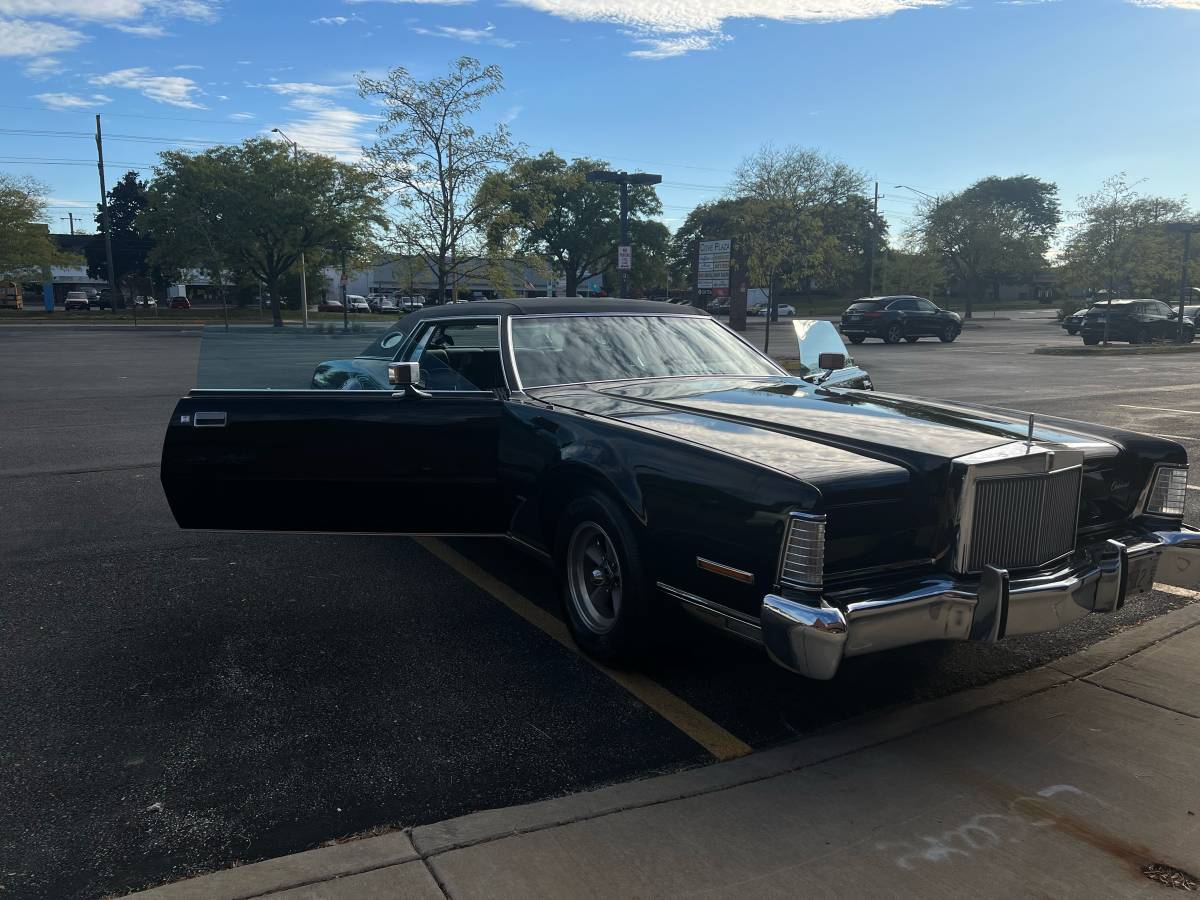 Lincoln-continental-1973-black-1
