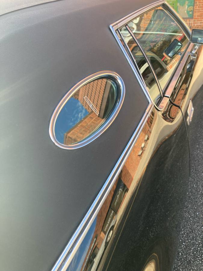 Lincoln-continental-1973-black-10