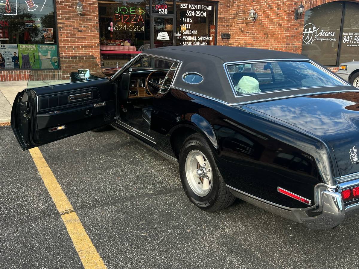Lincoln-continental-1973-black-3