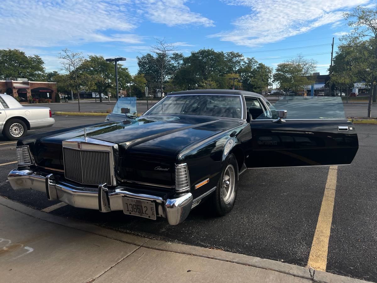 Lincoln-continental-1973-black-5