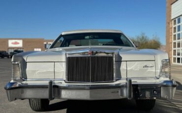 Lincoln-continental-1976-grey-76