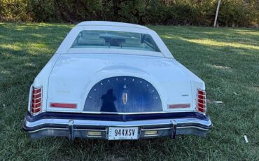 Lincoln-continental-1979-1