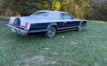 Lincoln-continental-1979-2