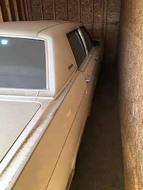Lincoln-continental-collectors-1979-white-11