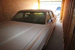 Lincoln-continental-collectors-1979-white-14