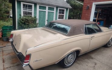 Lincoln-continental-mark-iii-1971-custom-5