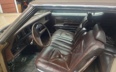 Lincoln-continental-mark-iii-1971-custom-6