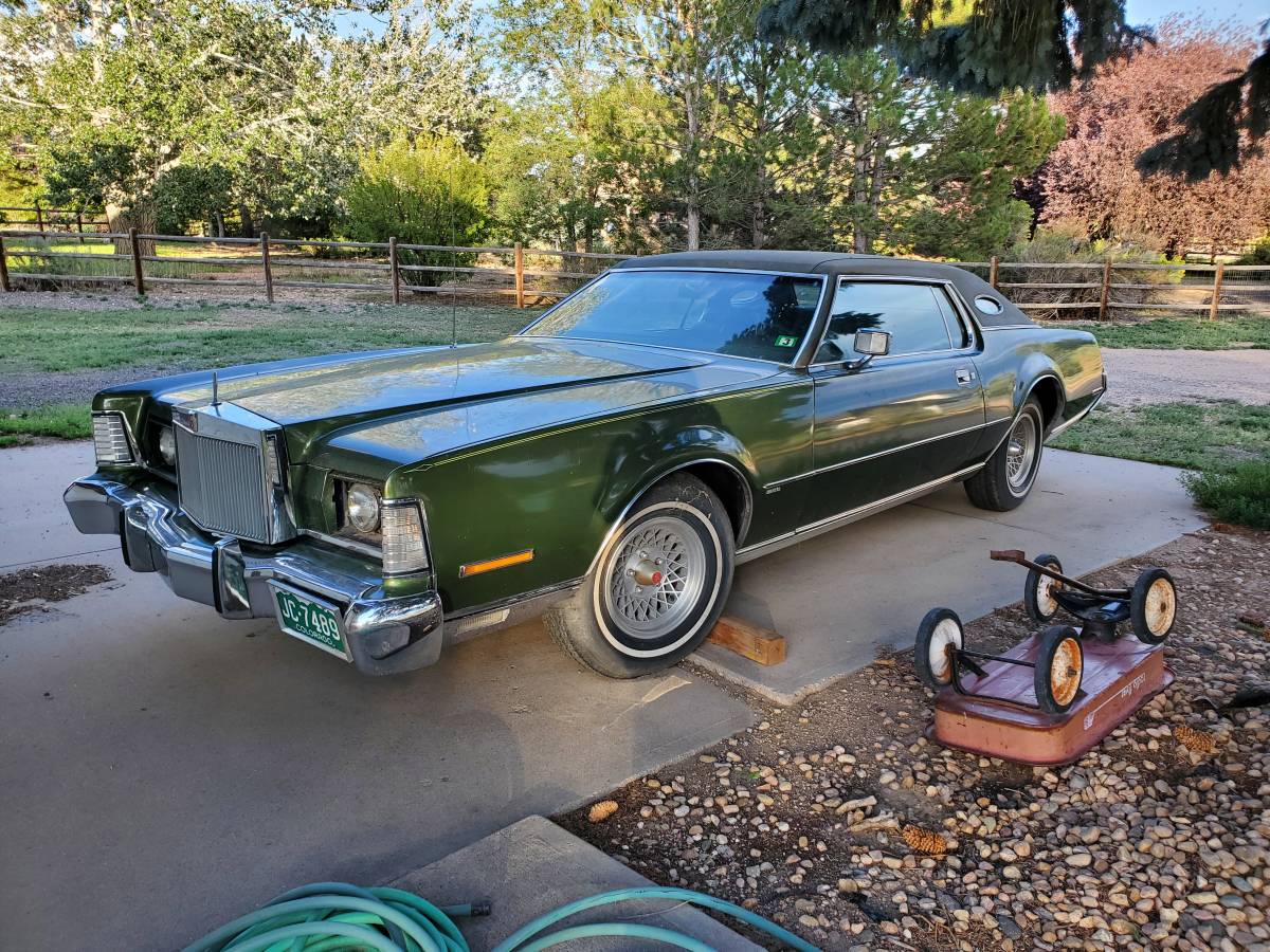 Lincoln-continental-mark-iv-1973-green-1
