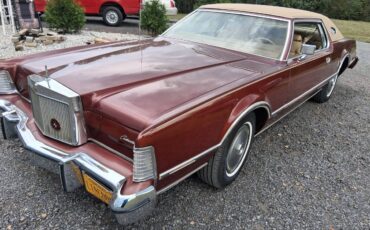 Lincoln-continental-markiv-1975-brown-1