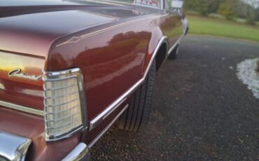 Lincoln-continental-markiv-1975-brown-13