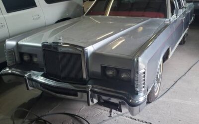 Lincoln continental town car 1979