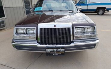 Lincoln-continental-valentino-1984-10