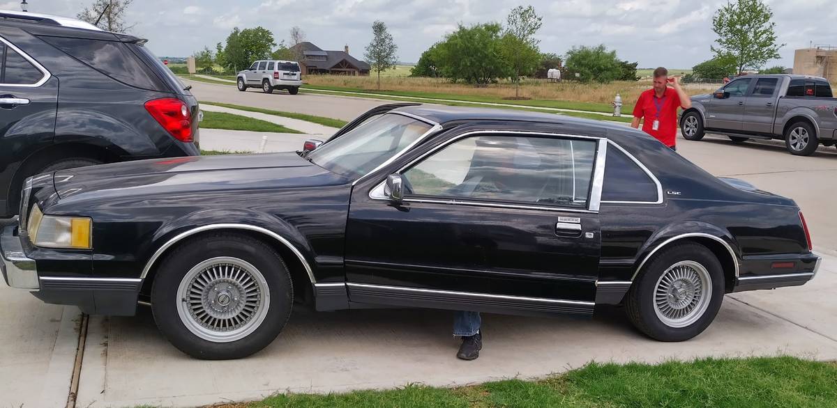 Lincoln-lsc-coupe-1988-black-2