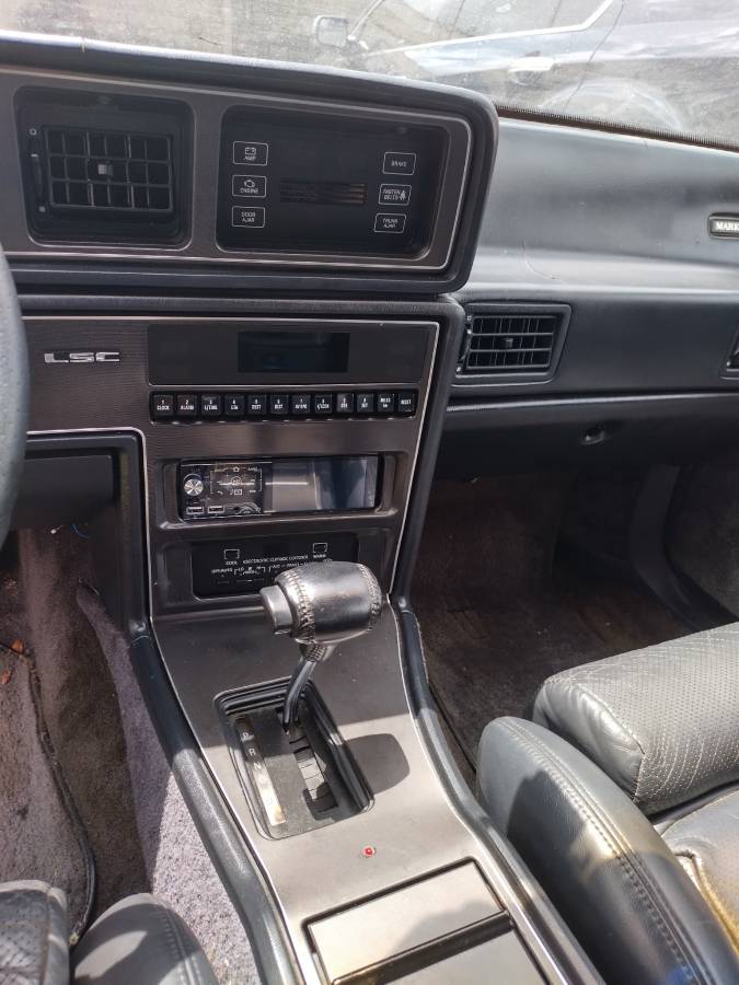 Lincoln-lsc-coupe-1988-black-5