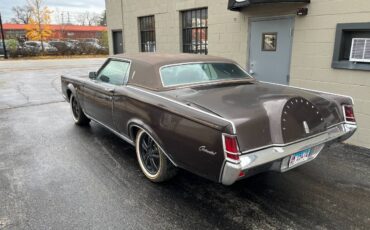 Lincoln-mark-3-1970-brown-7