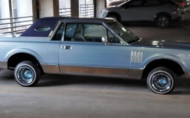 Lincoln-mark-6-1983-blue