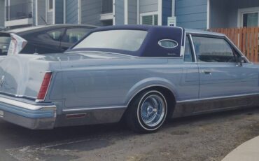 Lincoln-mark-6-1983-blue-4