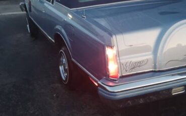 Lincoln-mark-6-1983-blue-8