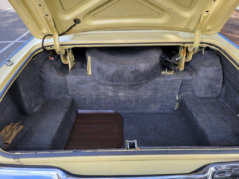 Lincoln-mark-iii-1971-7