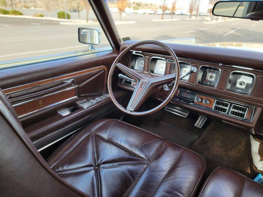 Lincoln-mark-iii-1971-8