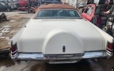 Lincoln-mark-iii-1971-white-5