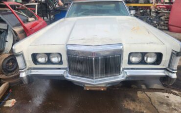 Lincoln-mark-iii-1971-white-9