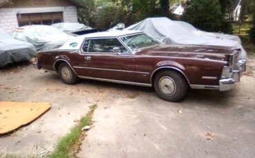 Lincoln-mark-iv-1975-4