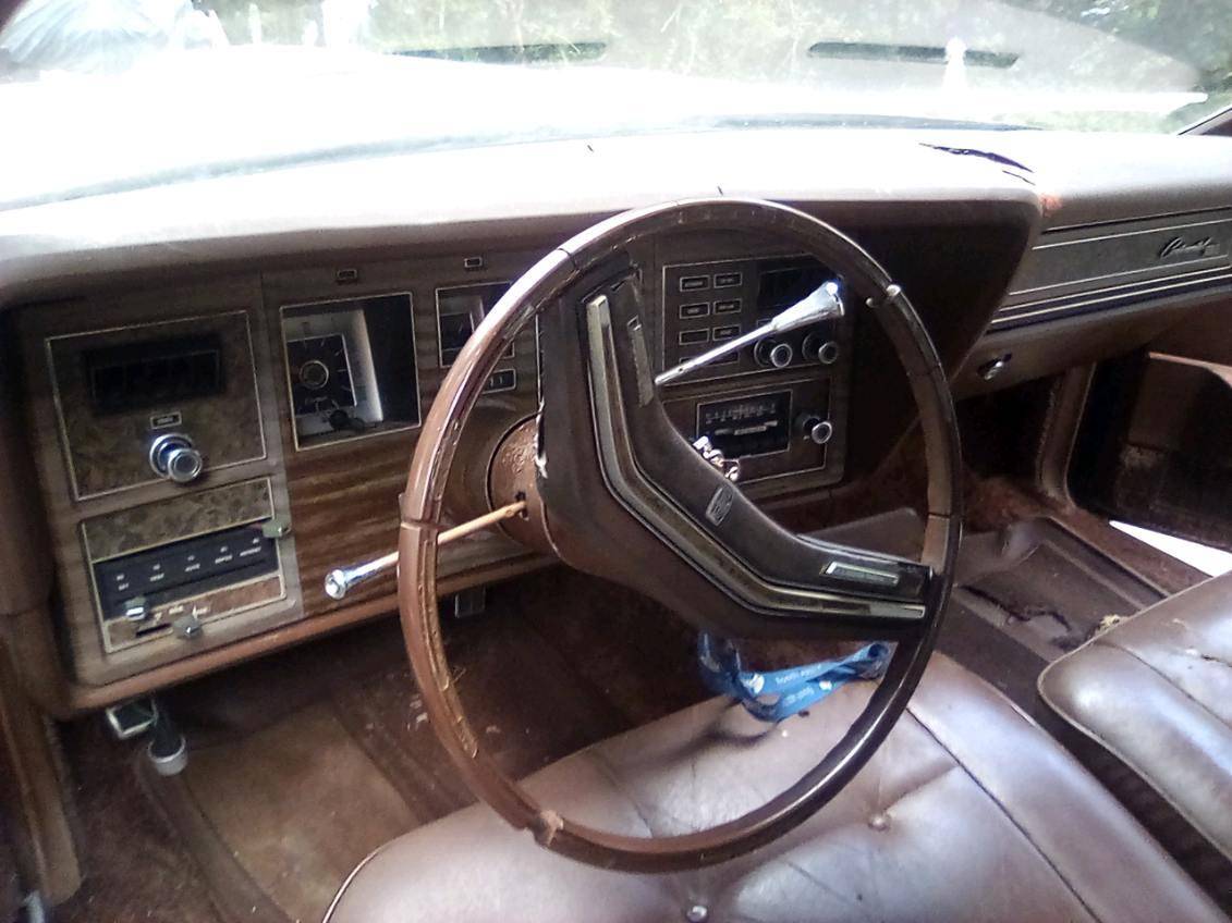 Lincoln-mark-iv-1975-6