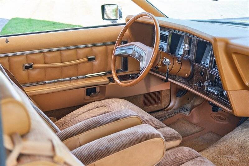Lincoln-mark-v-1978-brown-18