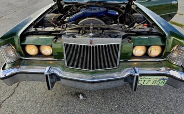 Lincoln-mark-vi-1974-green-9