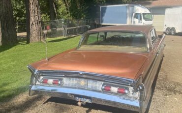 Lincoln-premier-1960-custom-4