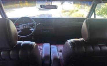 Lincoln-town-car-1988-6