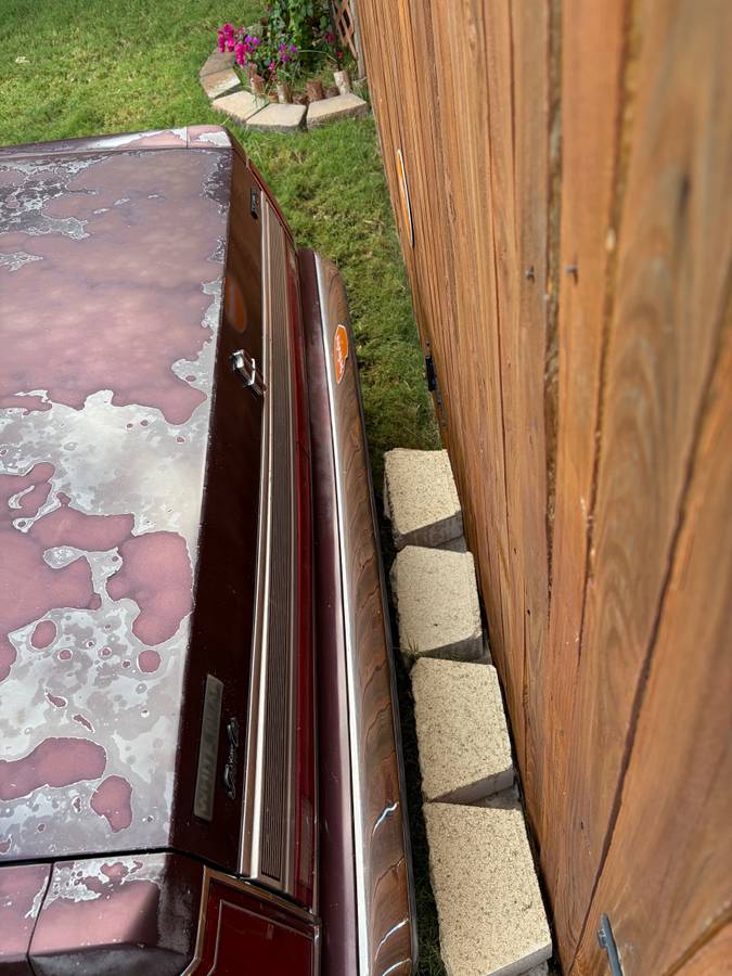 Lincoln-town-car-1989-red-6