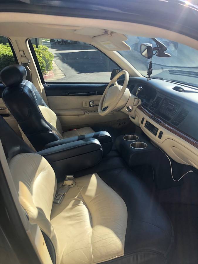 Lincoln-town-car-1995-blue-4