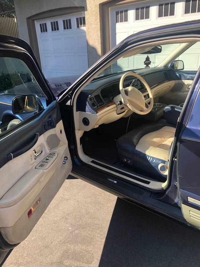 Lincoln-town-car-1995-blue-5