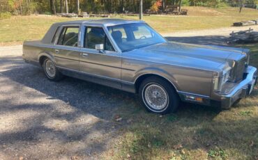 Lincoln-town-car-cartier-1988-silver-3