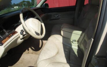 Lincoln-town-car-cartier-1996-5