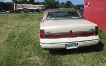 Lincoln-town-car-cartier-1996-6