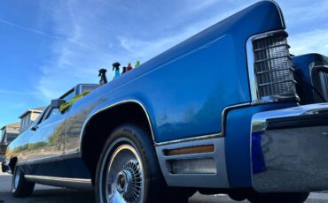 Lincoln-town-coupe-1976-blue-1