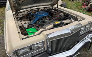 Lincoln-versailles-1979-brown-5