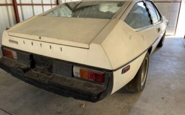 Lotus-Eclat-1977-White-White-1